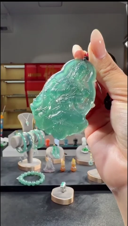 吊坠(不含链)未镶嵌翡翠观音