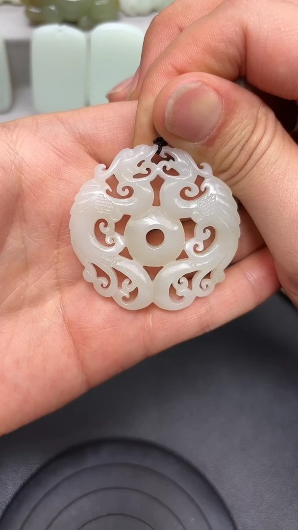 【闪购商品】和田玉颈饰未镶嵌.