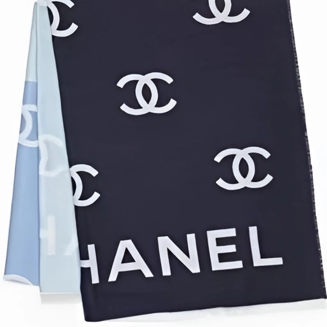 未使用 Chanel/香奈儿 小花Jerry25C 双C三色渐变披肩 渐变蓝