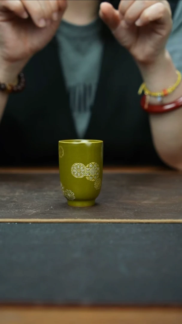 杯景德镇茶叶末堆金银皮球花闻香杯