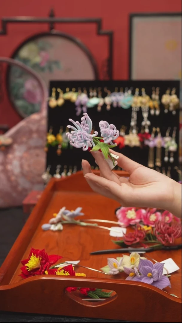刺绣罗****️非遗绒花手工饰品
