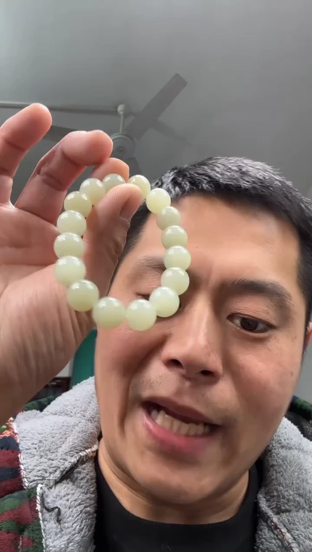 【闪购商品】和田玉颈饰未镶嵌手串