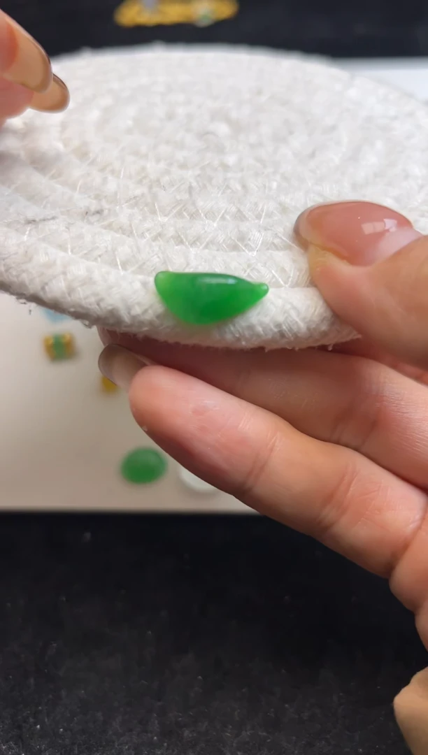 未镶嵌定制翡翠绿随行2600+260