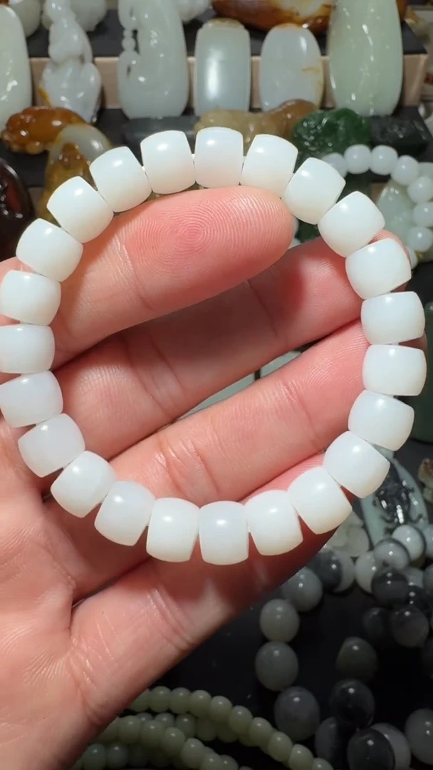 未镶嵌和田玉把件广****哥男女款时尚百搭饰品