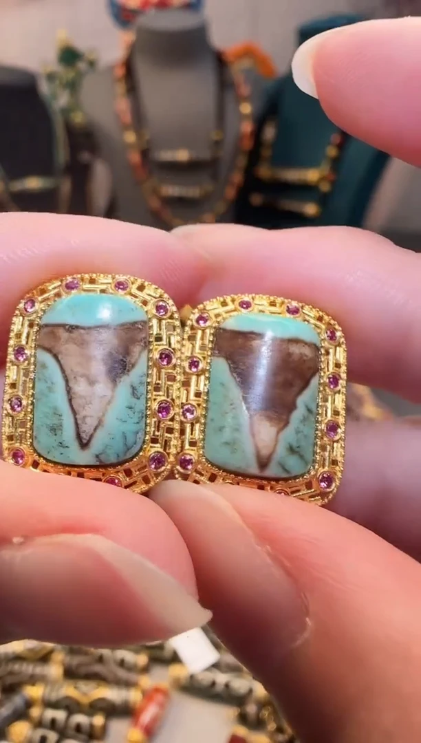 【闪购商品】玛瑙挂件18K金镶嵌耳饰