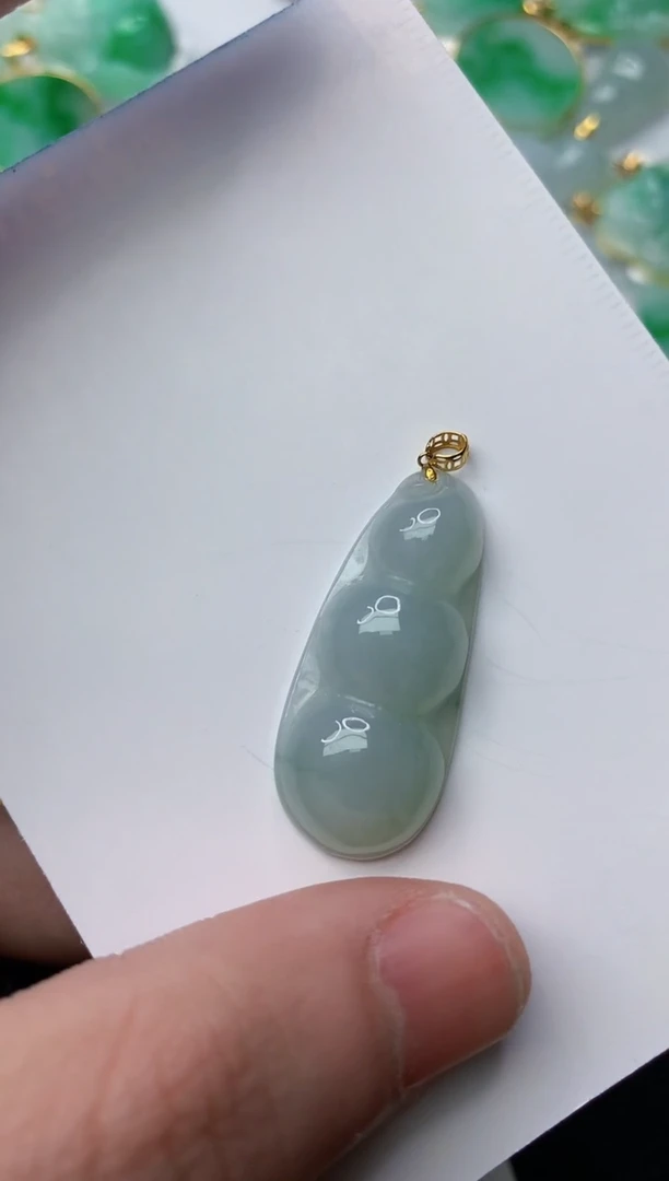 【闪购商品】翡翠颈饰18K金镶嵌78........