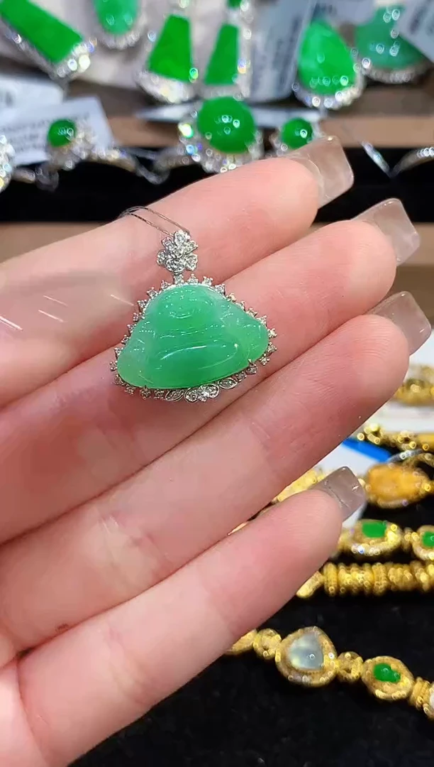 吊坠(不含链)18K金镶嵌翡翠L0388多样性发其一