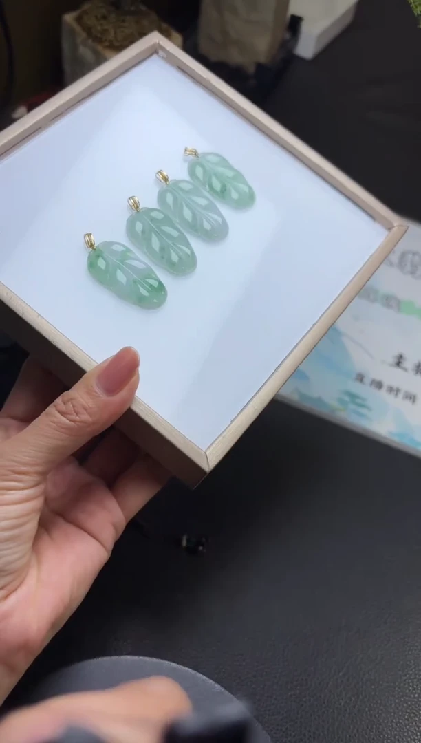 未镶嵌挂件翡翠多样性发一件XPGGJ14