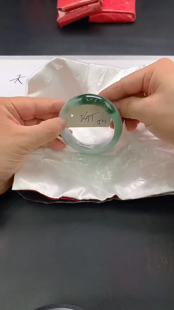 翡翠手镯未镶嵌219