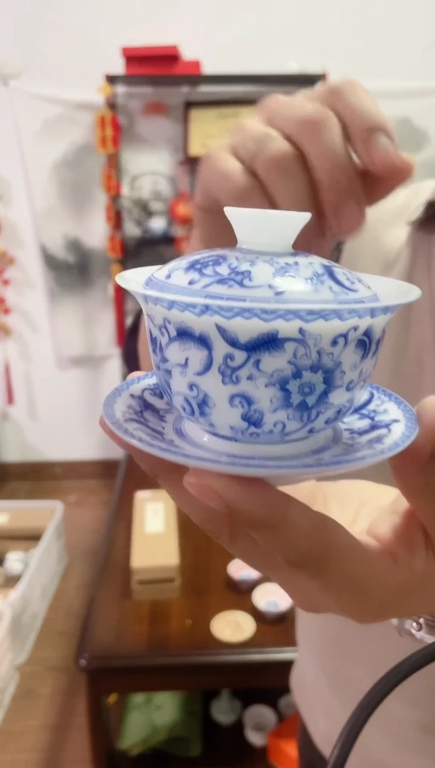 【闪购商品】冰玉瓷缠枝莲盖碗