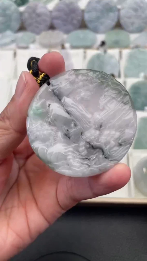 颈饰未镶嵌翡翠天然缅甸翡翠A货65