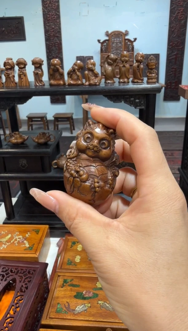 木黄杨 龙宝宝手把件