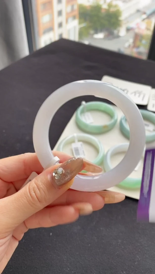 【闪购商品】翡翠手镯（圆镯）未镶嵌58.4圆条--不退不换