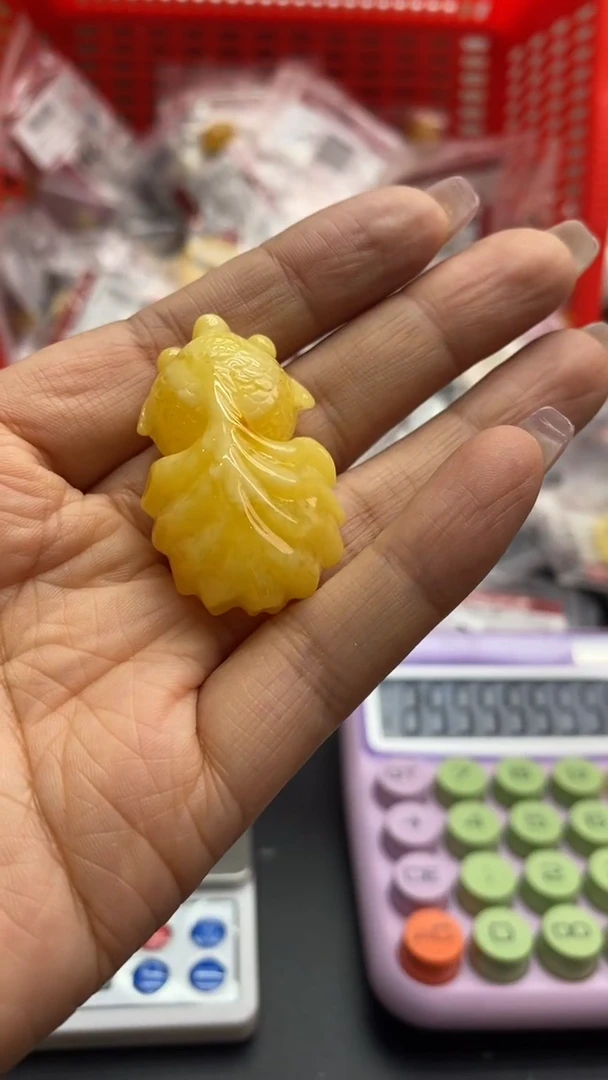 琥珀未镶嵌珠宝奇石?****?289