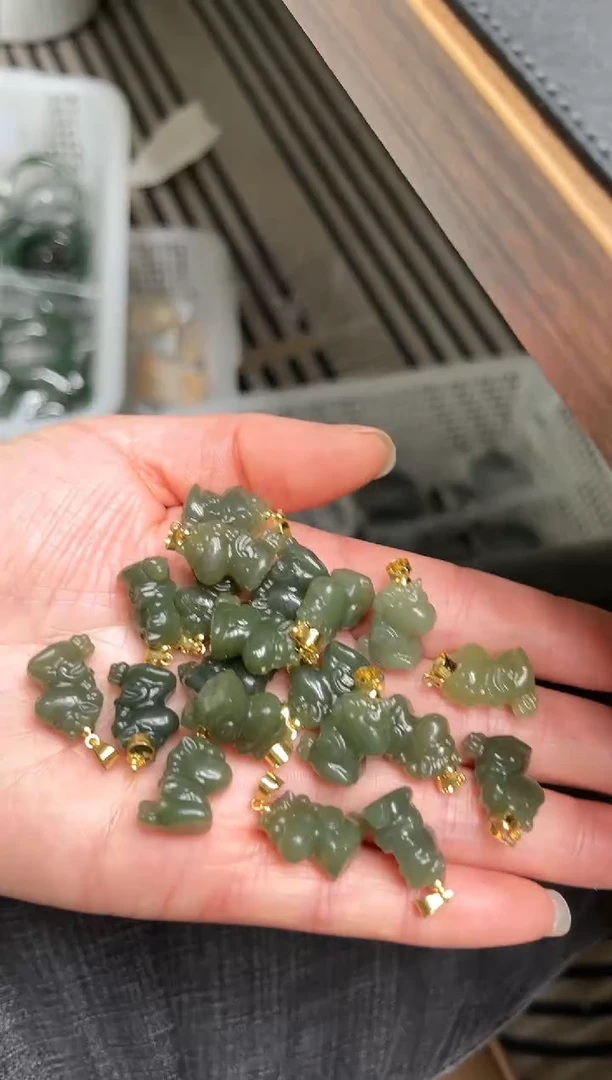 【闪购商品】和田玉吊坠(不含链)未镶嵌A-964多样性发其一