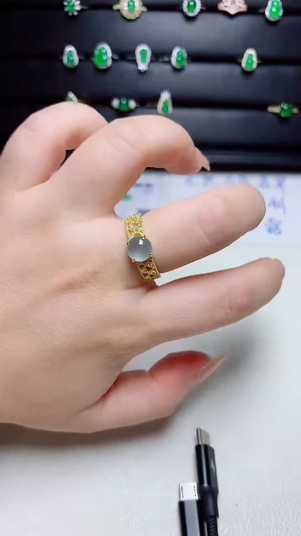 翡翠戒指银S925镶嵌天然翡翠s925银镶嵌
