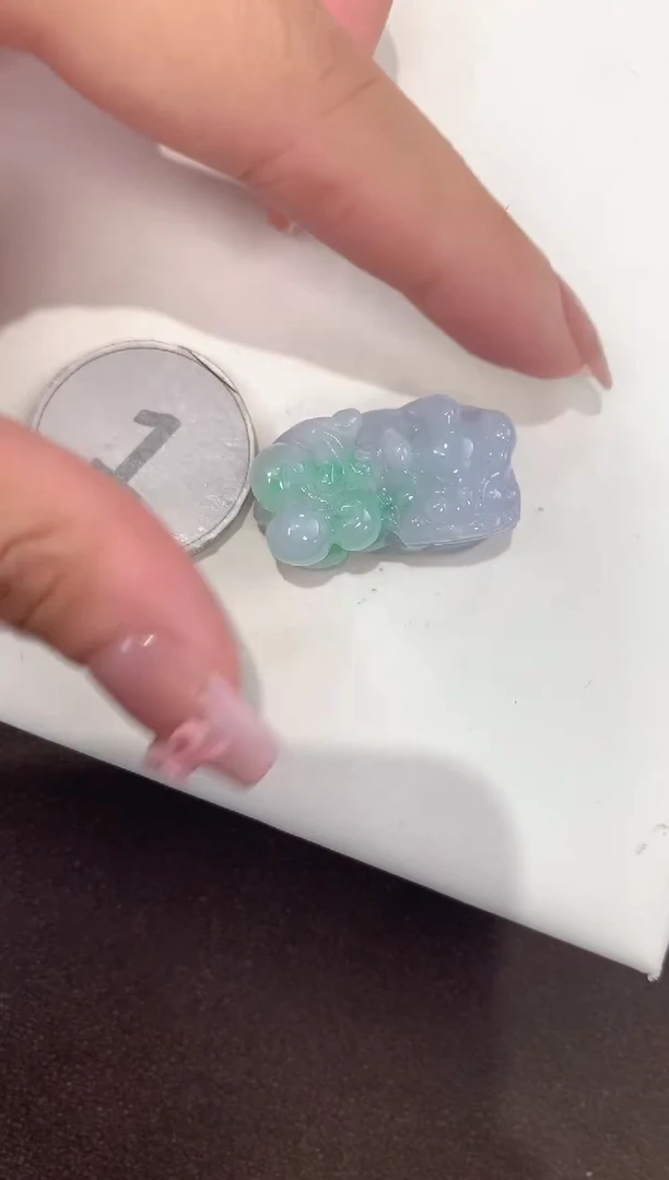 颈饰未镶嵌翡翠天然缅甸a货翡翠