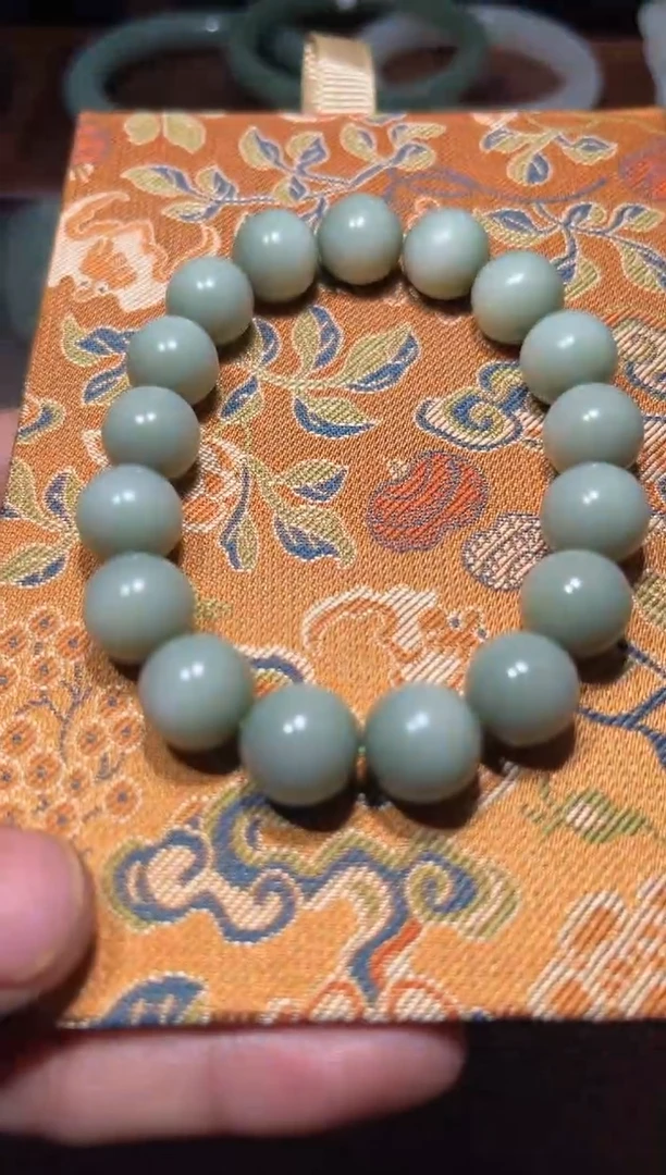 未镶嵌手串和田玉手串