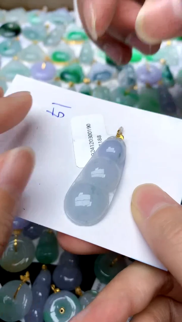 【闪购商品】翡翠颈饰18K金镶嵌51天然A货翡翠