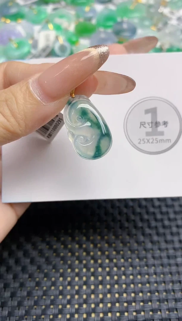 颈饰18K金镶嵌翡翠天然缅甸A货翡翠百元以上9元证书费自理