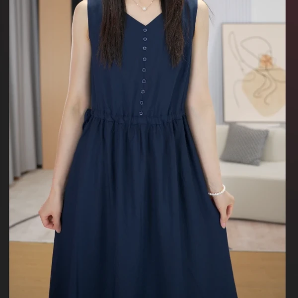 夏季新款V领夏季休闲百搭显瘦长款无袖背心裙7736大码女装