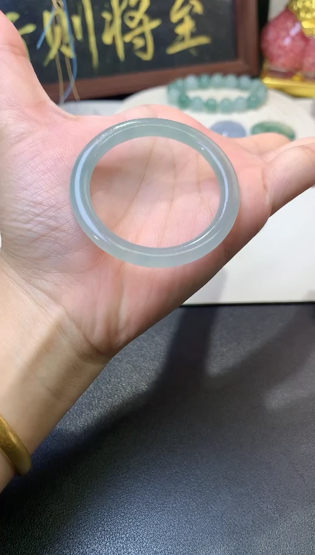 未镶嵌定制翡翠毛货