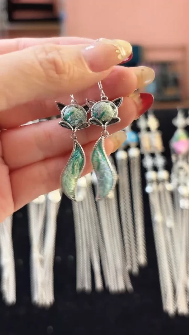 织绣艺枝独绣手工饰品181