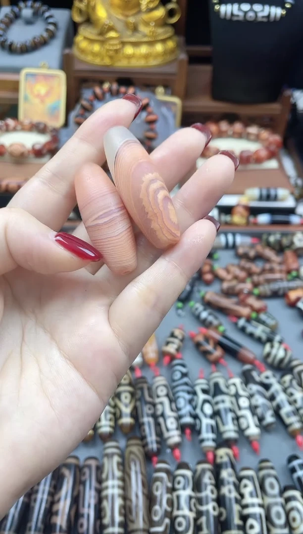 未镶嵌珠珠玛瑙/玉髓c****主金蟾粉肉药师2个