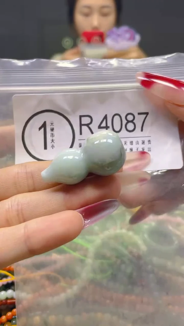 颈饰未镶嵌翡翠/R/翡翠A货,一件也是批发价