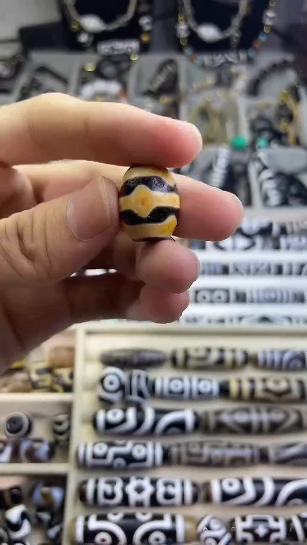 未镶嵌颈饰玛瑙/玉髓1