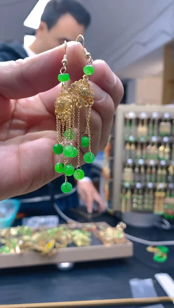 【闪购商品】翡翠耳饰合金261翡翠耳钩