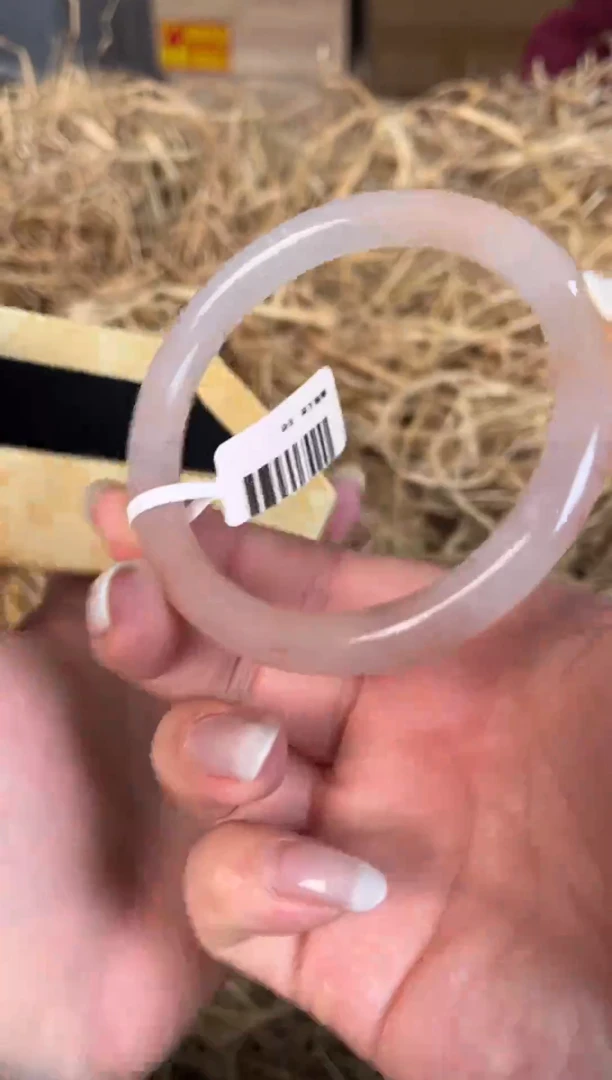 未镶嵌手镯石英质玉W-011