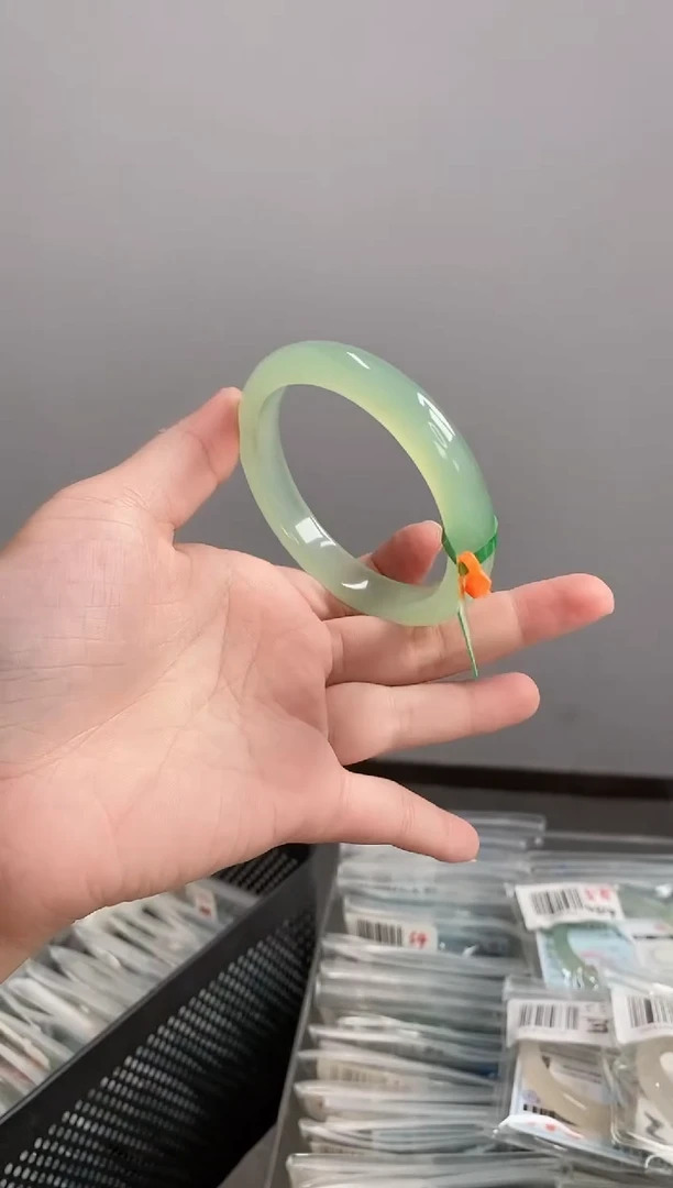 手镯玛瑙/玉髓未镶嵌58圈