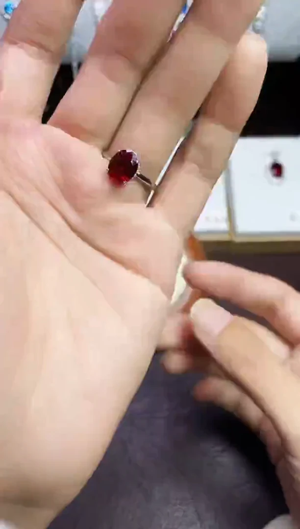 合金合成钻石红宝戒指