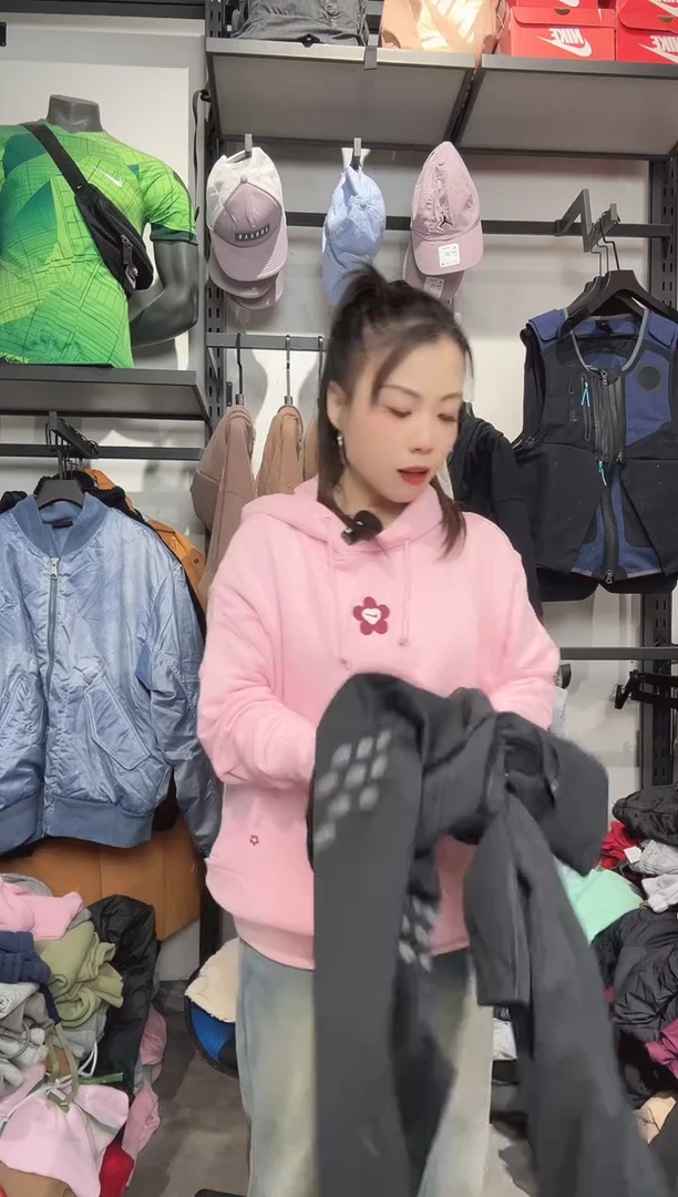 _*_1304 编码 瑕疵款直播间过款为准 尺码 3