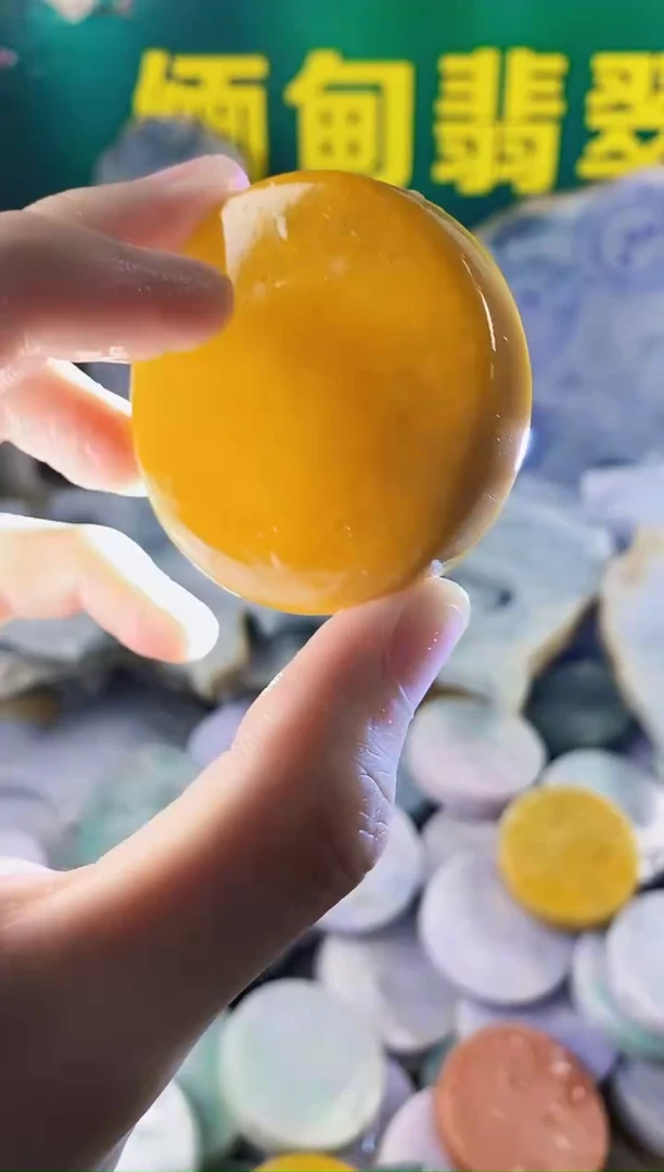 翡翠未镶嵌颈饰纯天然A货翡翠132