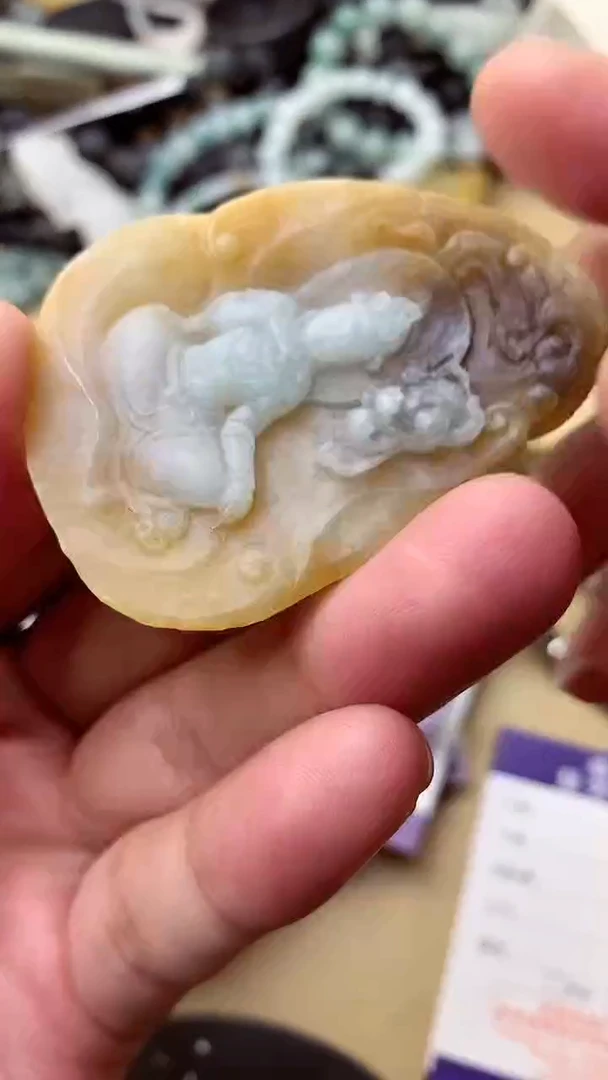 定制翡翠未镶嵌翡翠1