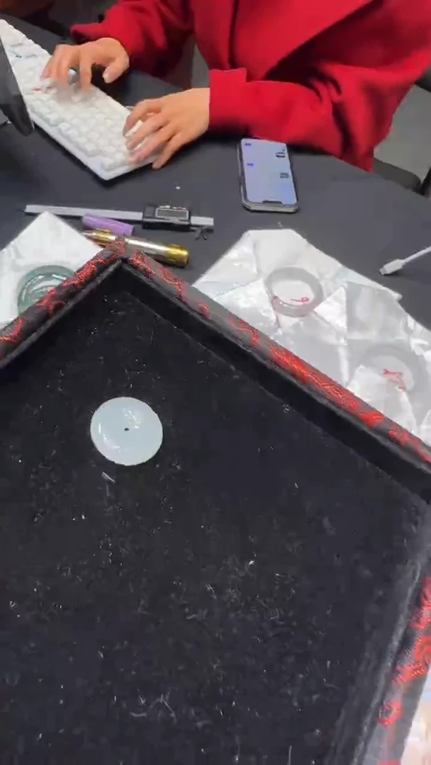 【闪购商品】翡翠手镯未镶嵌平安扣挂件