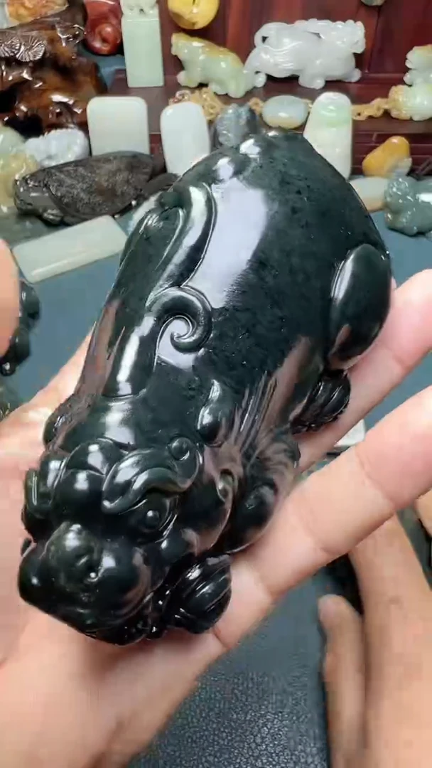 和田玉未镶嵌摆件-