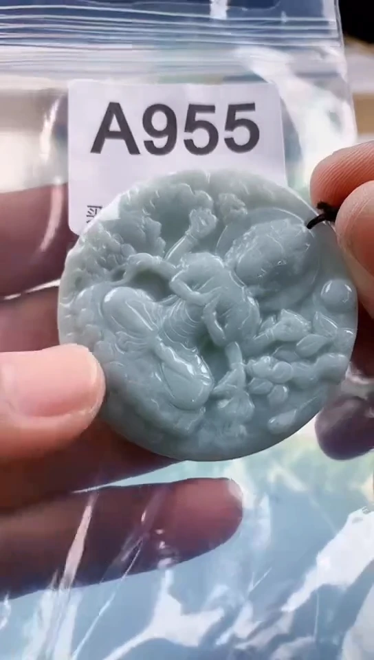 【闪购商品】翡翠挂件未镶嵌天然翡翠吊坠挂件