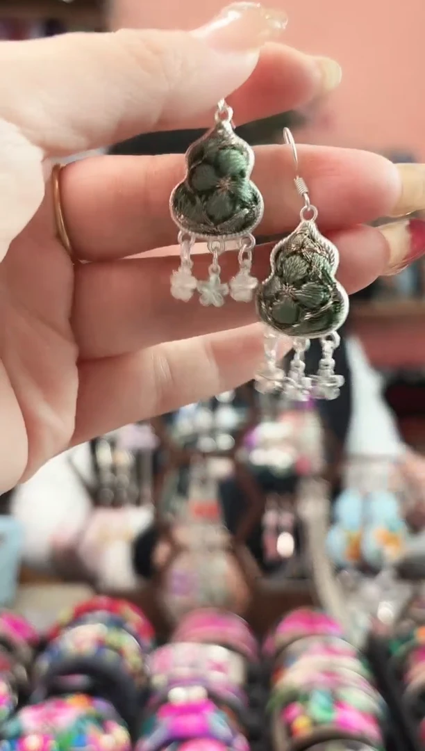 艺枝独绣手工饰品88