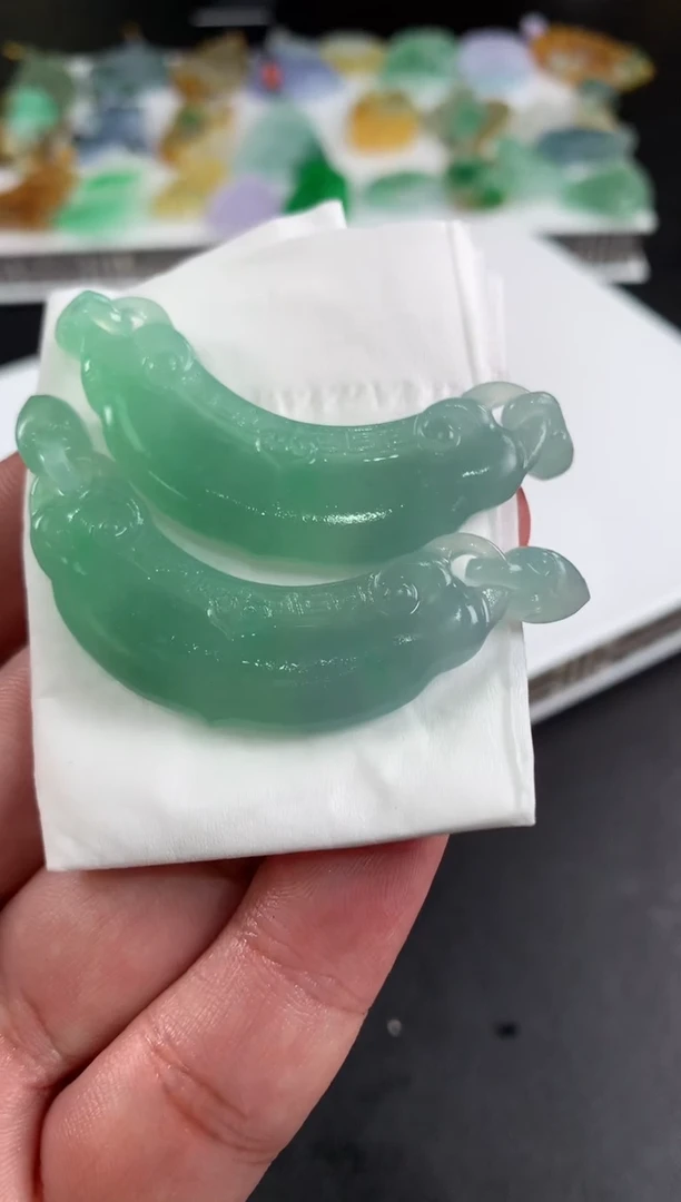 未镶嵌定制翡翠彼**开多样性发一件