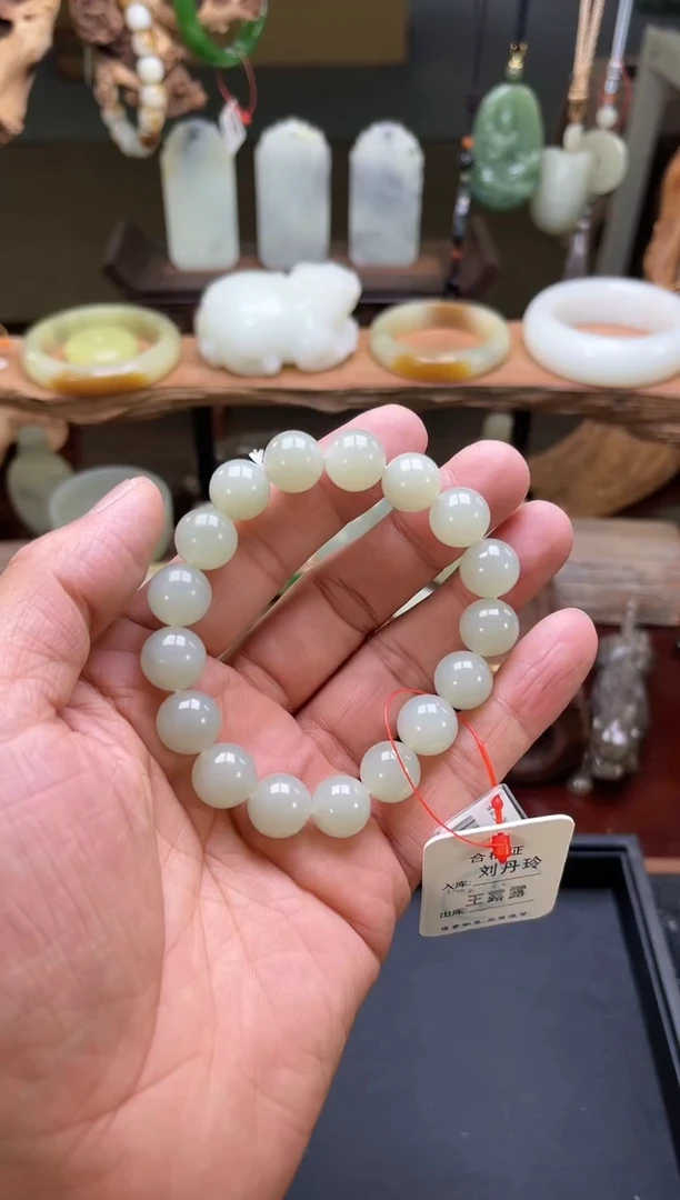 【闪购商品】和田玉手串未镶嵌卡12m且末青白圆珠A9006094