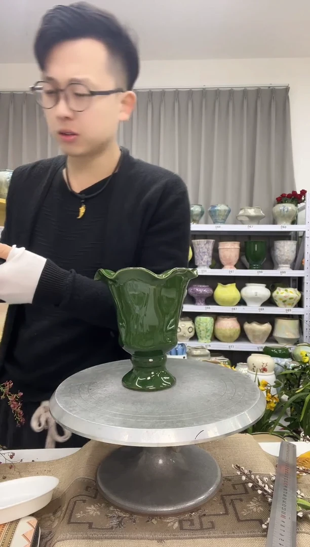 【12.27】花盆链接 高：17  口：12