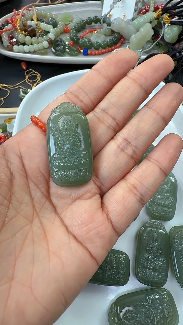 颈饰未镶嵌和田玉დ****⸙140一个A9号