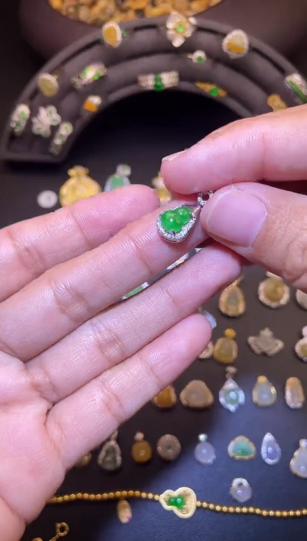 吊坠(不含链)银S925镶嵌翡翠1