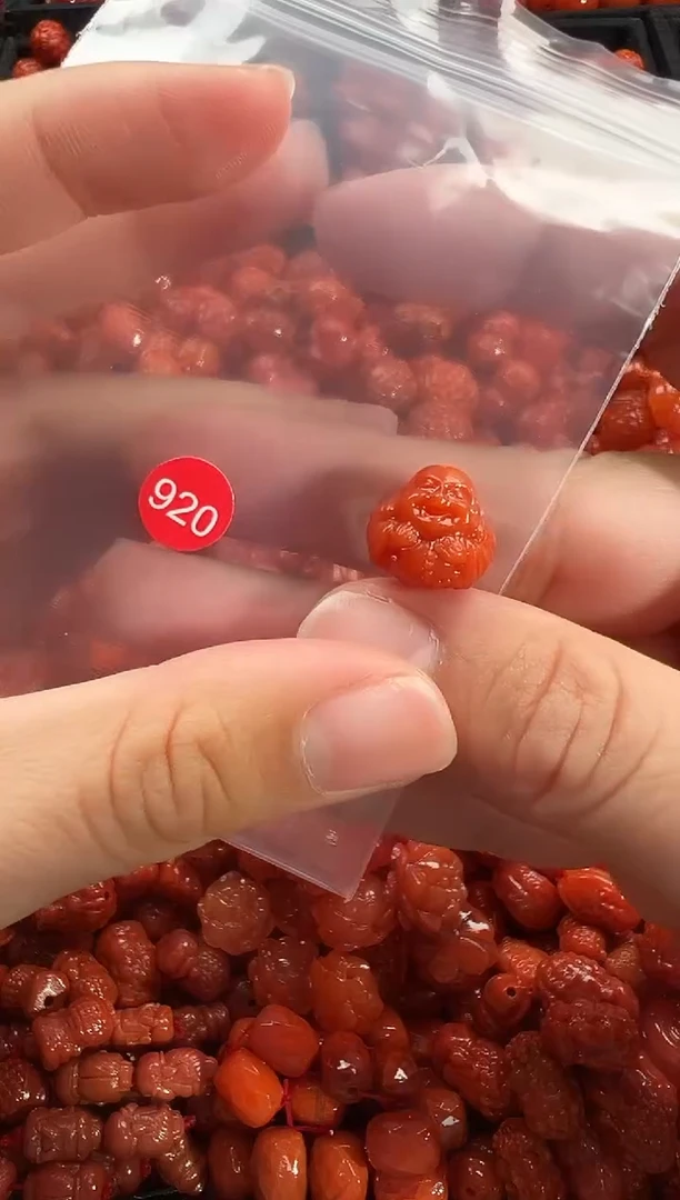 颈饰未镶嵌南红玛瑙1