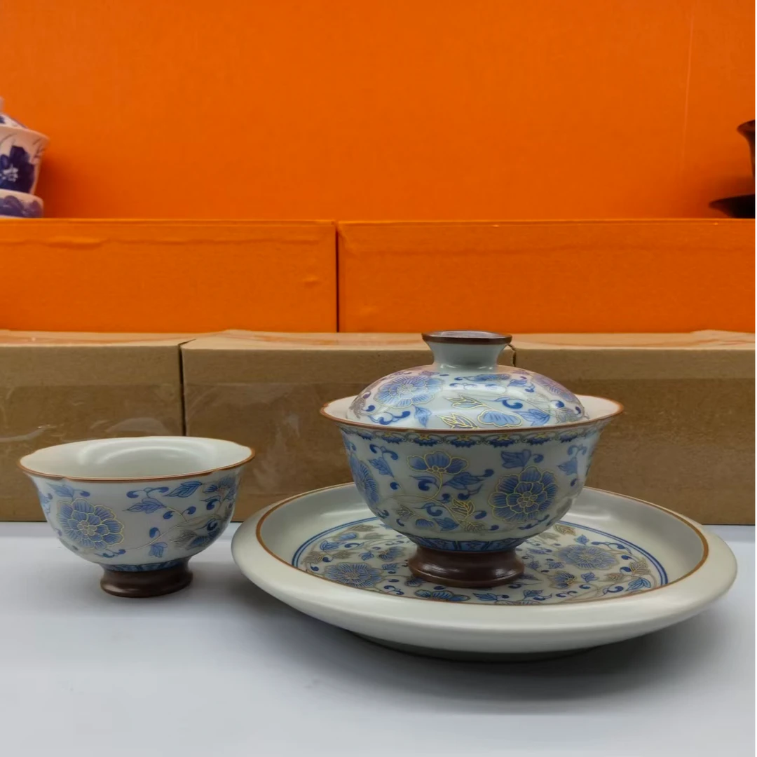 天青汝窑缠枝莲悬停旋转三才盖碗高档陶瓷可开片泡茶碗茶杯0863