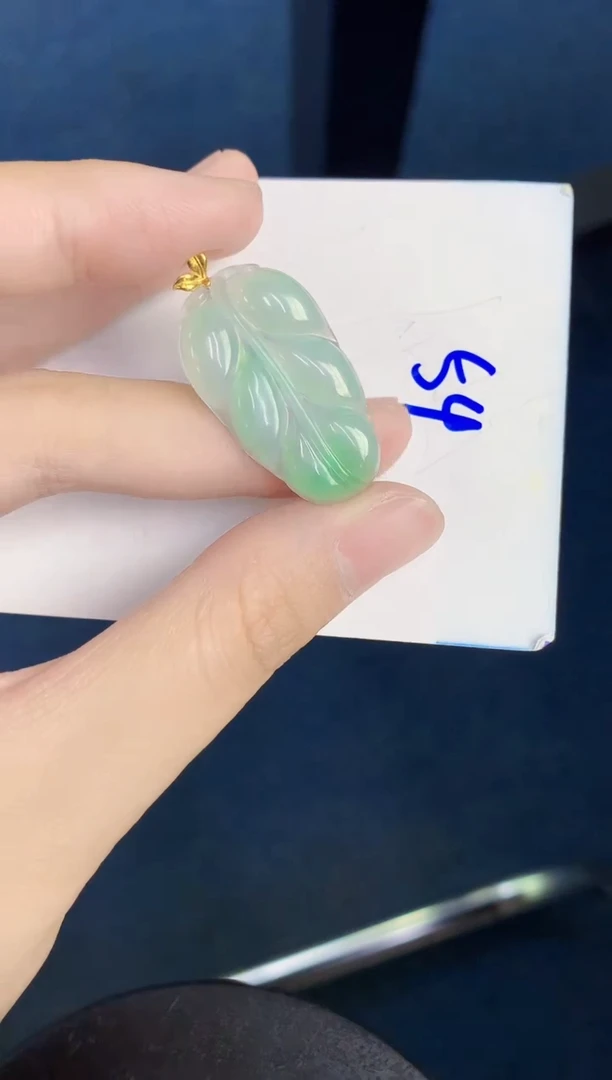 翡翠18K金镶嵌颈饰天然翡翠缅甸A货
