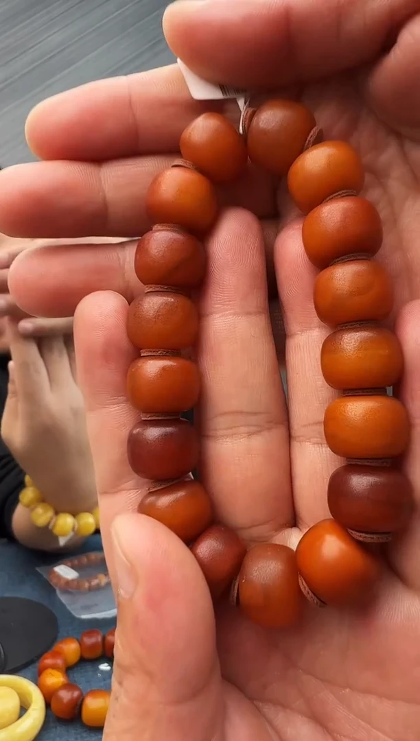 蜜蜡未镶嵌珠宝奇石假一罚十32，14.9多样性发其一